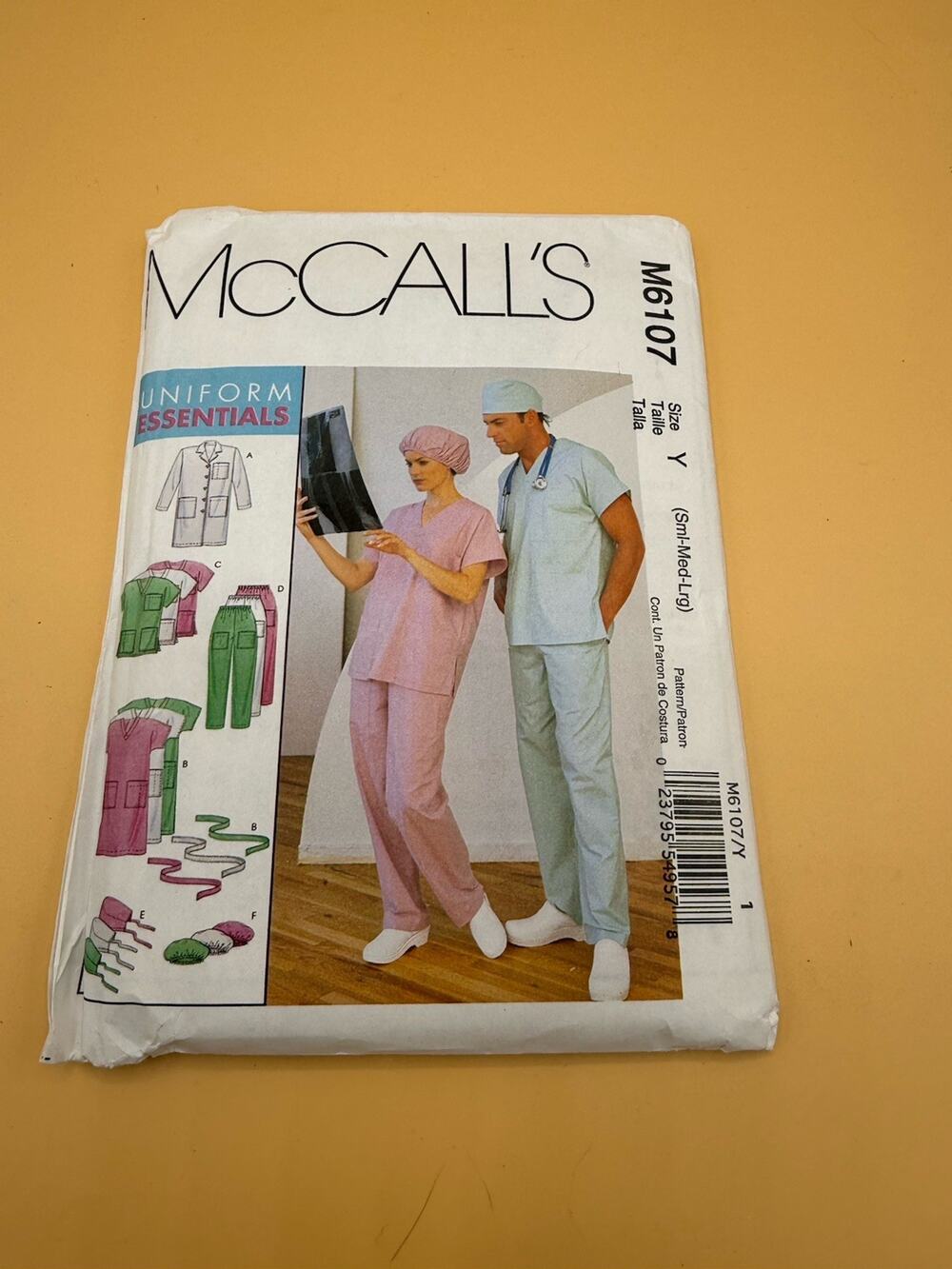 McCalls M6107 Scrubs Sewing Pattern Unisex Essentials Y Sm Med Lrg UNCUT